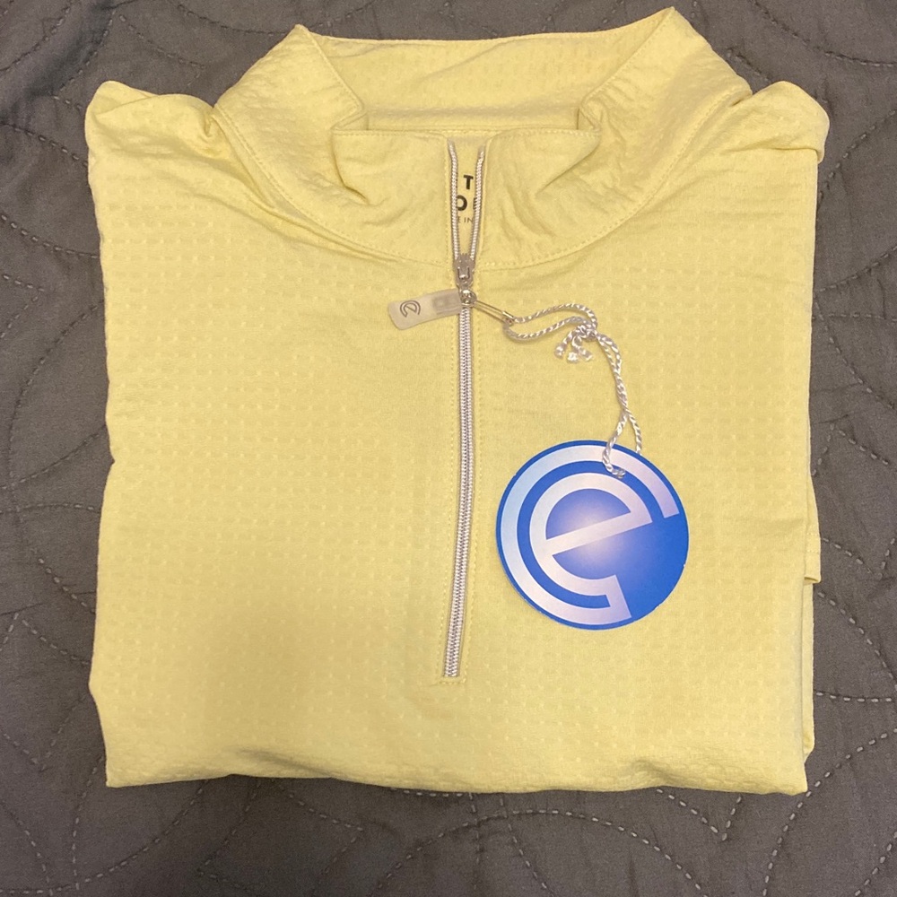 MAKE AN OFFER!
Bette & Court Light Yellow Half-Zip Pullover
SPF50 light material